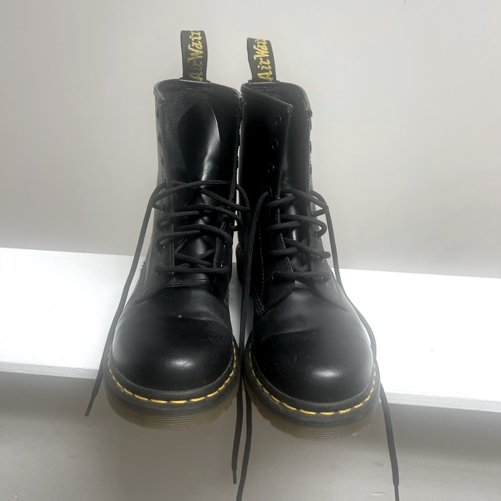 Dr. Martens 1460 women’s smooth leather lace up boots